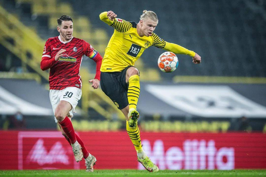 弗赖堡客场大胜,球员状态持续火热 弗赖堡客场大胜,球员状态持续火热