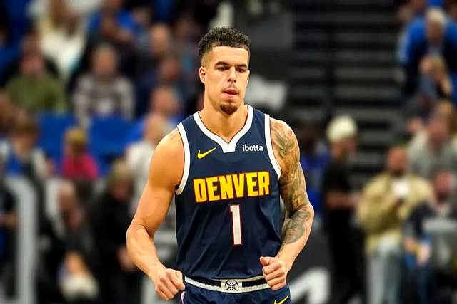 掘金擒开拓者，约基奇砍下分