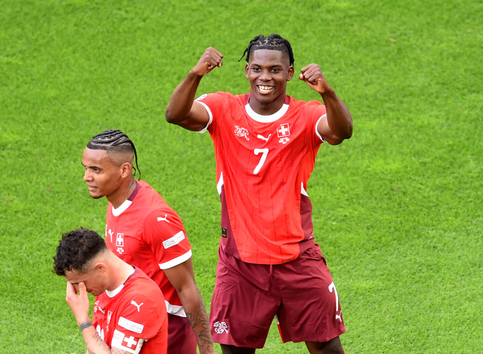 开云体育网页版入口-关于瑞士队在比赛中面对强敌，取得惊险胜利的信息