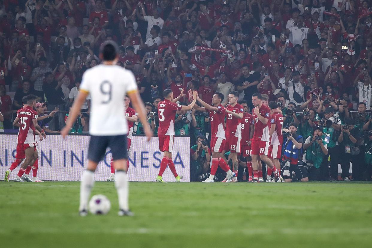 保加利亚队在比赛中踢入关键球