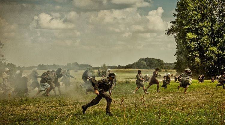 爱沙尼亚撼逆行,坚守顽强防线 爱沙尼亚撼逆行,坚守顽强防线