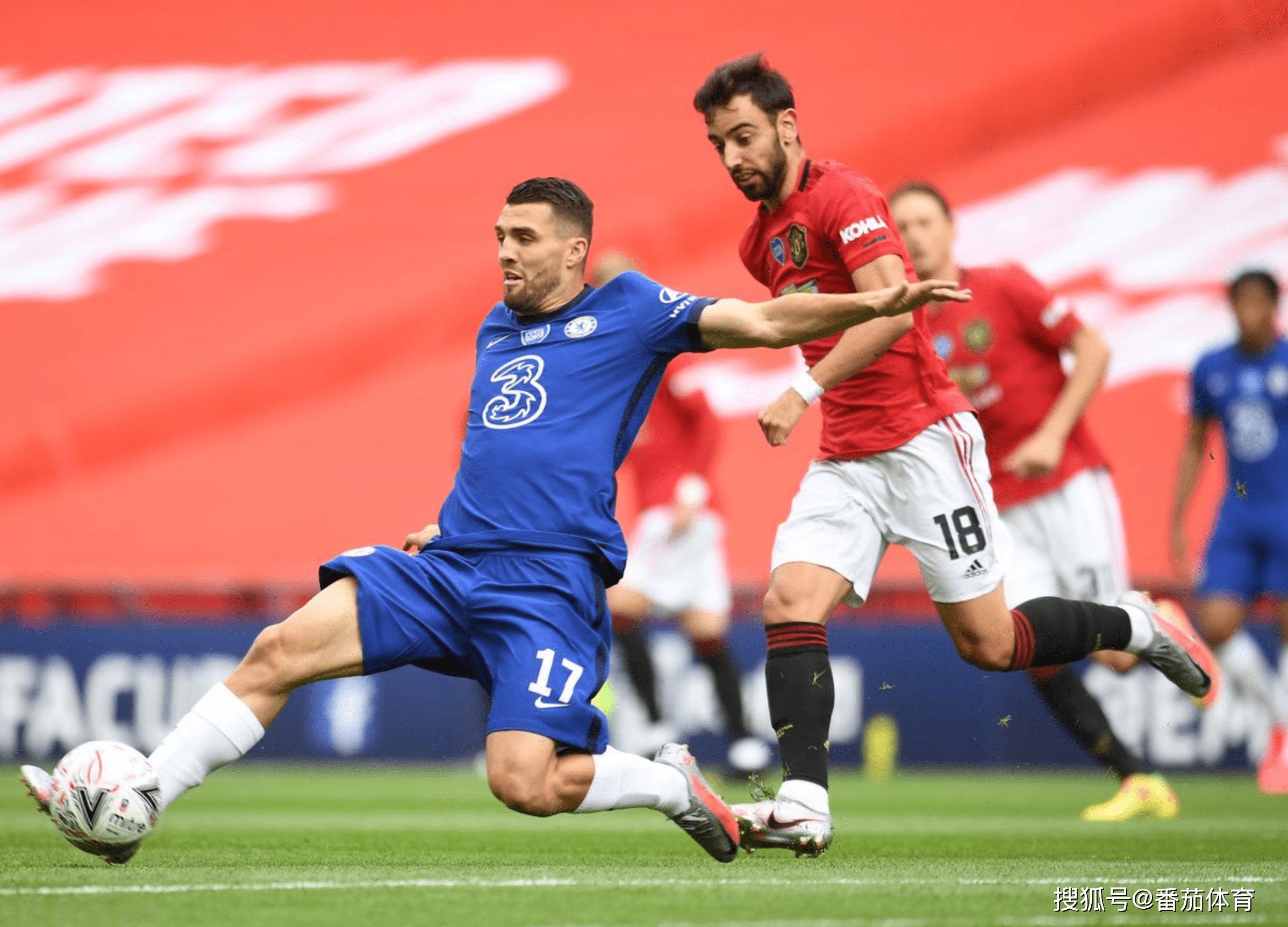 热血角逐!欧洲足球冠军联赛掀起激烈风暴 热血角逐!欧洲足球冠军联赛掀起激烈风暴